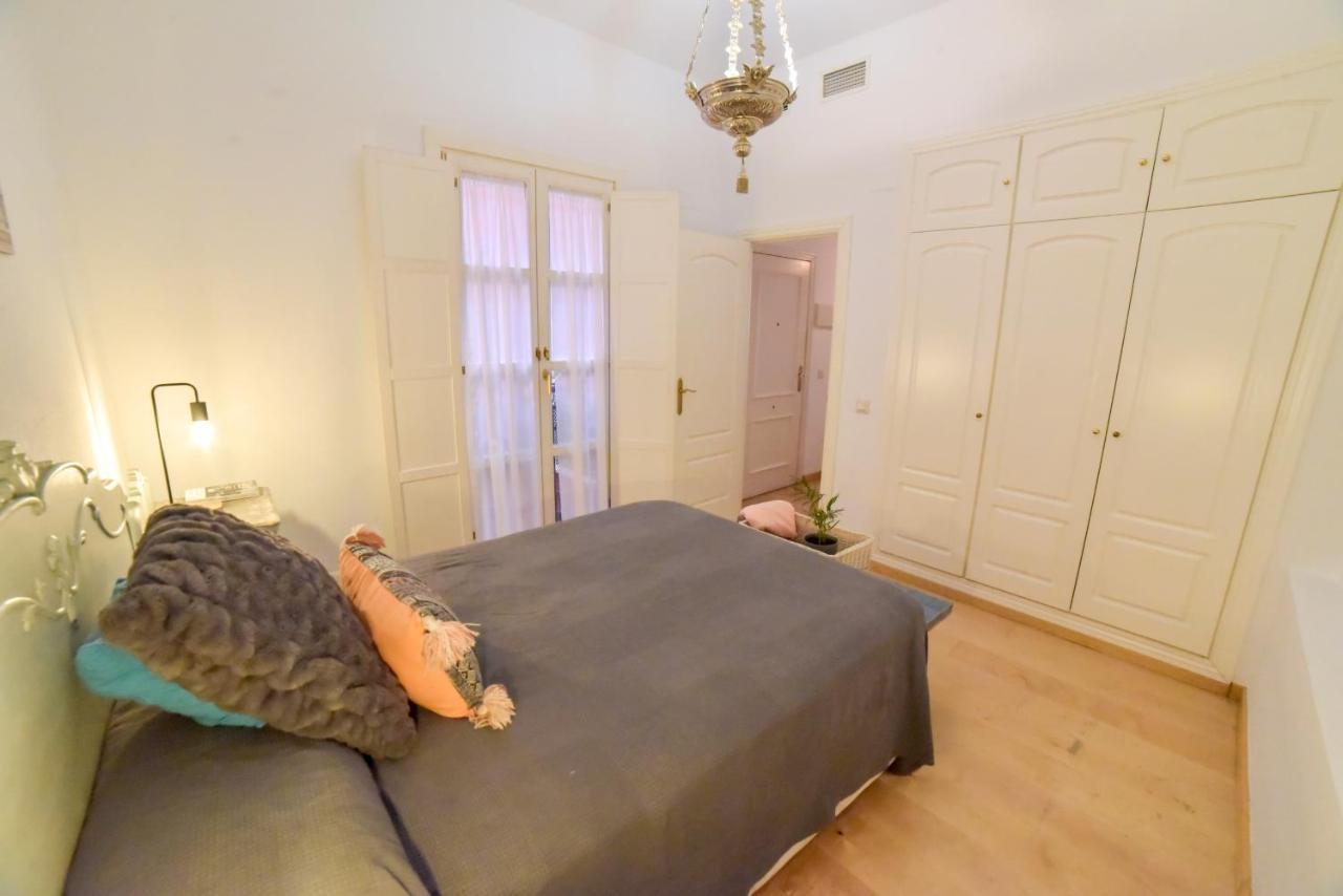 Apartamento Peace, Pool & Parking At Centre Sevilla Exterior foto